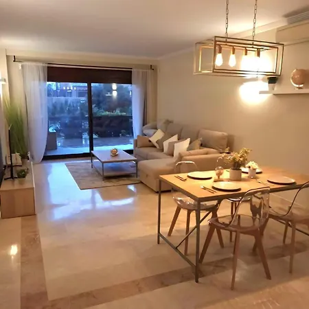 Apartmán Ground Floor Buenas Noches